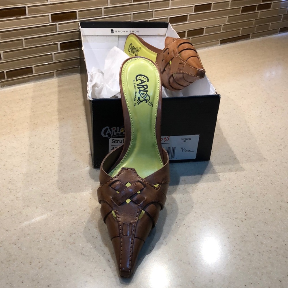 Carlos Santana mules leather upper color tan size 5.5 new original box